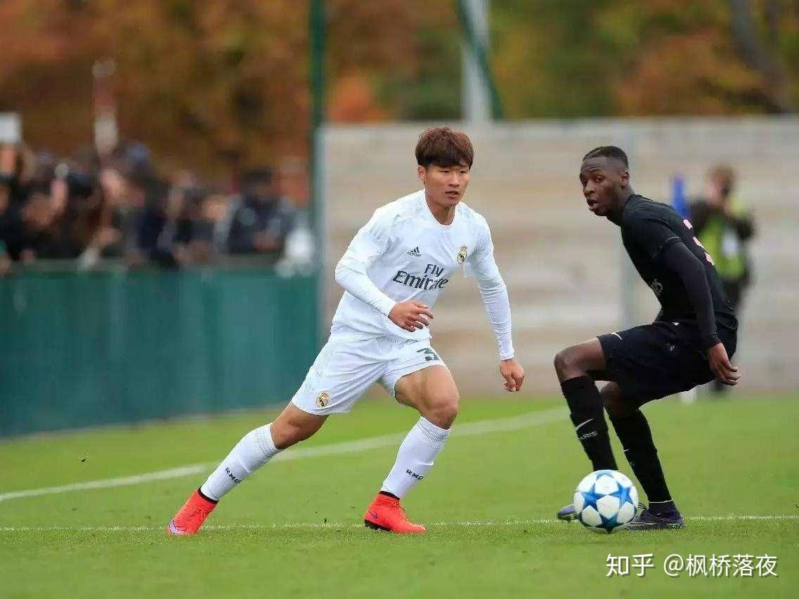 爱游戏-包含集结日广州队调整名单以备国王杯，伤情更新环节打磨，悬念犹存，身体对抗强度拉满的词条